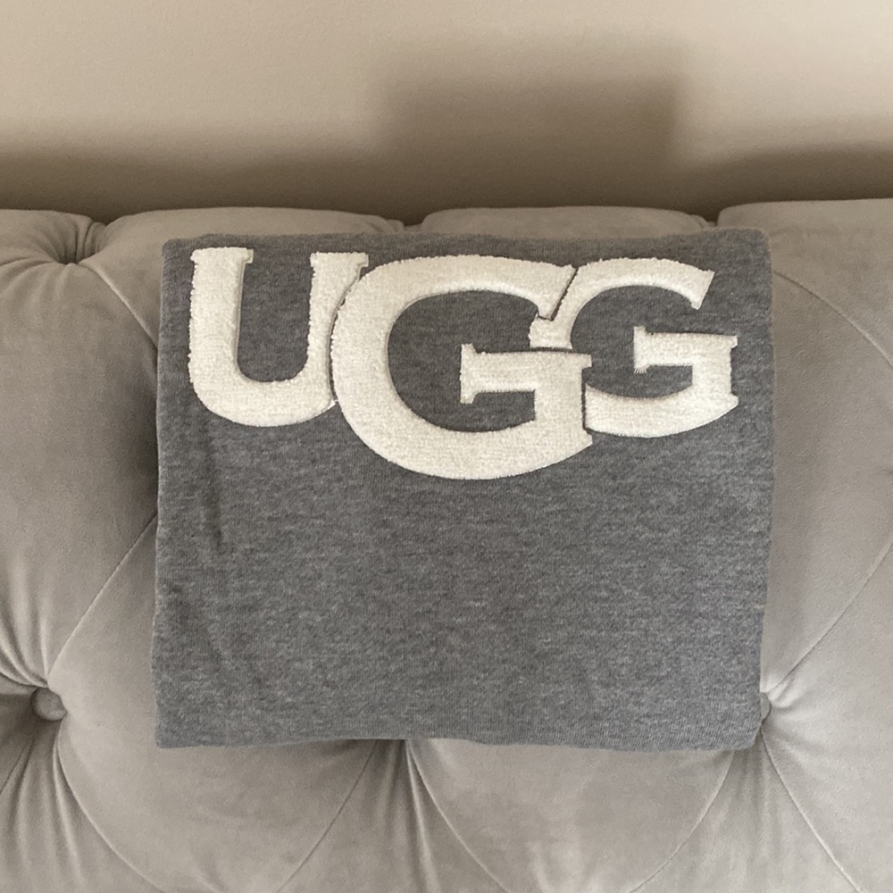 UGG sweatshirt - Picture 5 of 6